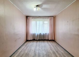 Продам 2-ком. квартиру, 42 м2, Чайковский, Приморский бульвар, 21