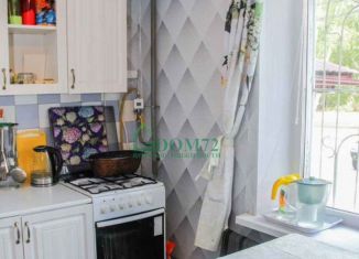 Продаю 2-комнатную квартиру, 42.4 м2, Тобольск, микрорайон Менделеево, 10