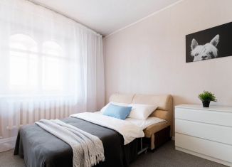 Сдается в аренду квартира студия, 38 м2, Омск, улица Конева, 12/2