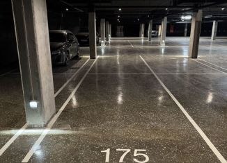 Сдача в аренду машиноместа, 15 м2, Омская область, улица Б.Г. Шаронова, 9