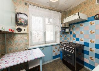 Продажа трехкомнатной квартиры, 57.1 м2, Челябинск, улица Свободы, 145А