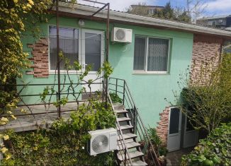 Сдам в аренду дом, 50 м2, посёлок городского типа Симеиз, улица Алексея Ганского, 27