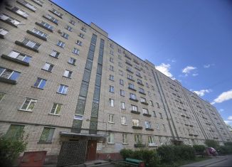 Продается трехкомнатная квартира, 60 м2, Обнинск, улица Курчатова, 15