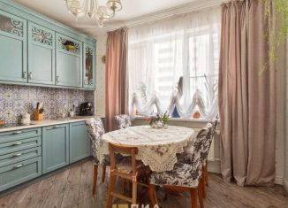 Продаю 3-ком. квартиру, 89.7 м2, Санкт-Петербург, улица Доблести, 17к2, Красносельский район