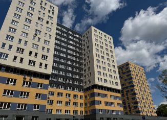 Продается 2-комнатная квартира, 70 м2, Нижний Новгород, улица Героя Советского Союза Аристархова, 7