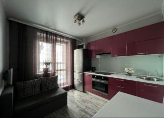 Продаю 1-комнатную квартиру, 32 м2, Челябинск, Центральный район, улица Энтузиастов, 27