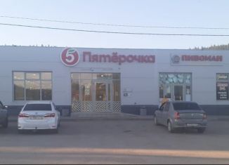 Продам торговую площадь, 650 м2, село Красный Ключ, улица Матросова, 18