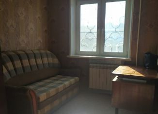 Сдам в аренду комнату, 10 м2, Серпухов, Советская улица, 103