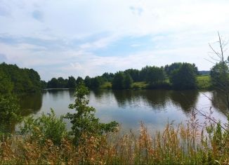 Продаю земельный участок, 10 сот., деревня Белугино