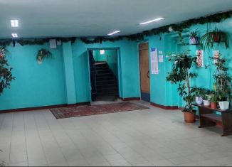 Продаю двухкомнатную квартиру, 38 м2, Мурманск, улица Крупской, 40А