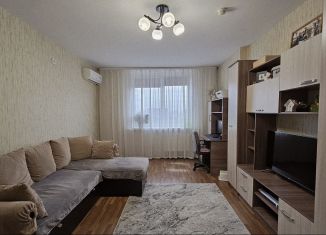 Продаю 3-ком. квартиру, 74 м2, Краснодар, улица имени Калинина, 350/8, микрорайон Кожзавод