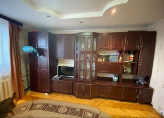 Сдаю в аренду 2-ком. квартиру, 55 м2, Ломоносов, Ораниенбаумский проспект