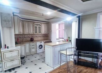 Сдаю в аренду однокомнатную квартиру, 44 м2, Грозный, улица Дьякова, 18, 4-й микрорайон