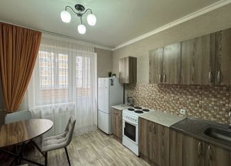 Продается 1-комнатная квартира, 33 м2, Краснодар, улица Красных Партизан, 1/4к4, улица Красных Партизан