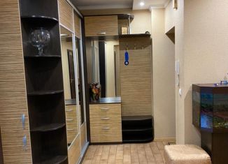 Сдам 3-ком. квартиру, 96 м2, Тамбов, улица Гоголя, 37к2