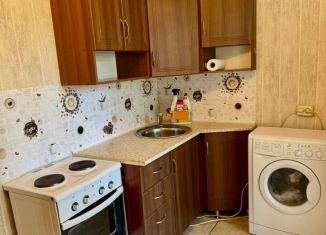 Сдаю в аренду 1-ком. квартиру, 27 м2, Северск, улица Победы, 6