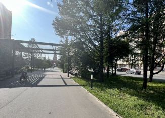 Продам 1-ком. квартиру, 36 м2, Йошкар-Ола, бульвар Чавайна, 18А, микрорайон Центральный