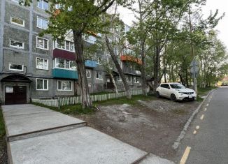 Продается 2-комнатная квартира, 44.1 м2, Петропавловск-Камчатский, проспект Циолковского, 57, микрорайон Горизонт-Юг