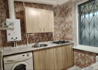 Сдаю двухкомнатную квартиру, 43 м2, Пятигорск, улица Крайнего, 87