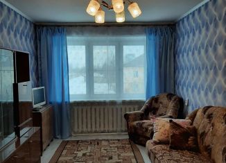 Продам 3-ком. квартиру, 64.2 м2, Чудово, улица Сергея Кузнецова, 4