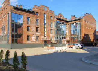 Продам 2-комнатную квартиру, 77.5 м2, Вологодская область, Комсомольская улица, 35А