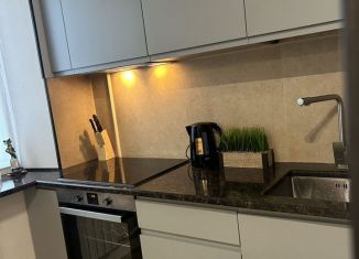 Продается квартира со свободной планировкой, 44 м2, Невинномысск, Степная улица, 16