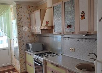 Продается 1-комнатная квартира, 46 м2, Чебоксары, улица Петра Ермолаева, 3к1