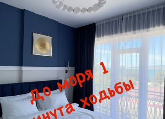 Сдается в аренду 3-комнатная квартира, 65 м2, Геленджик, Советская улица, 10