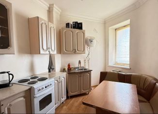 Продажа двухкомнатной квартиры, 54 м2, Грозный, бульвар Султана Дудаева, 18, 7-й микрорайон