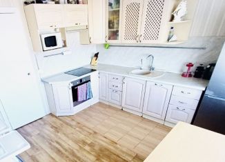 Продажа 2-комнатной квартиры, 64.1 м2, Кириши, Волховская набережная, 48