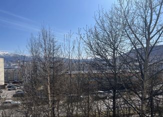 Продам 2-комнатную квартиру, 44.2 м2, Магадан, Колымская улица, 12, микрорайон Звезда