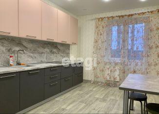 Сдаю 1-комнатную квартиру, 40 м2, Тюмень, улица Мельникайте, 2к3, ЖК Горизонт