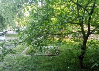 Продам 2-комнатную квартиру, 47 м2, Курск, проспект Кулакова, 5А