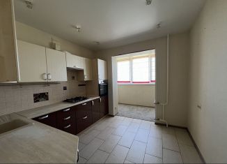 Продаю 2-ком. квартиру, 62 м2, Владимир, Октябрьский военный городок, 7А