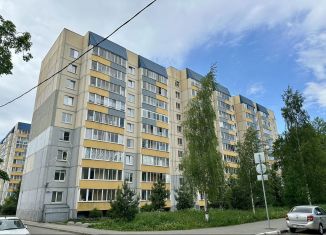 Продается 2-комнатная квартира, 39.4 м2, посёлок Металлострой, Садовая улица, 2к3