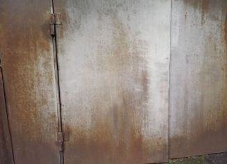 Продам гараж, 15 м2, Осинники, Береговая улица, 52