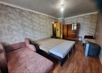 Сдам в аренду 1-комнатную квартиру, 32 м2, Магнитогорск, Индустриальная улица, 22