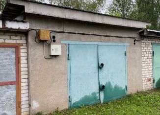 Гараж на продажу, 24 м2, Остров