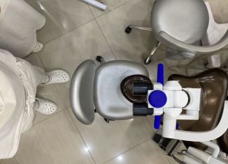 Продаю помещение свободного назначения, 200 м2, город Кизилюрт, улица Гамзата Цадаса, 34