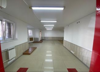 Продается торговая площадь, 75 м2, Смоленск, улица Твардовского, 17