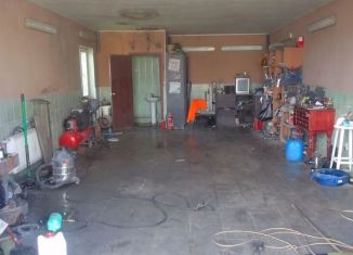 Продается гараж, 30 м2, Псков, улица Карбышева, 44