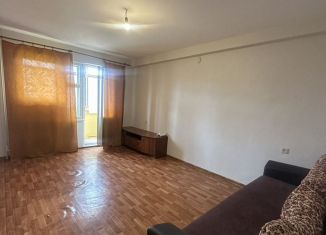 Однокомнатная квартира в аренду, 35 м2, Краснодар, микрорайон Юбилейный, Платановый бульвар