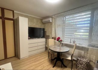 Продажа 2-ком. квартиры, 50 м2, Крым, Средняя улица, 59