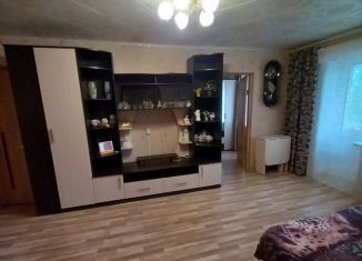 Продам двухкомнатную квартиру, 43.6 м2, Пикалёво, Школьная улица, 70