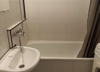 Аренда 1-ком. квартиры, 38 м2, Краснодар, Линейная улица, 19, микрорайон Дубинка