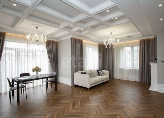 Продается дом, 284.6 м2, посёлок Минино, улица Князя П. Багратиона, 18