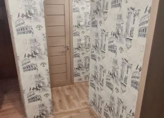 Продаю трехкомнатную квартиру, 61.7 м2, Лиски, улица Трудовые Резервы, 99