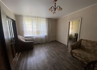 Продаю 4-ком. квартиру, 42.1 м2, Челябинск, улица Ловина, 26, Тракторозаводский район