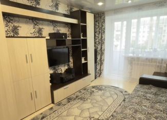 Продаю трехкомнатную квартиру, 56 м2, Белорецк, улица В. Косоротова, 6