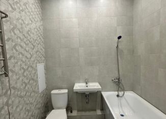 Продам 2-ком. квартиру, 64.1 м2, Краснодар, улица Ветеранов, 85к4, микрорайон 2-я Площадка